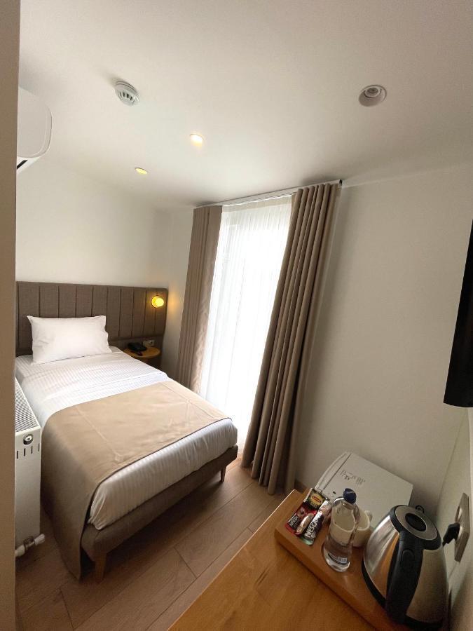 Meshk Airport Hotel