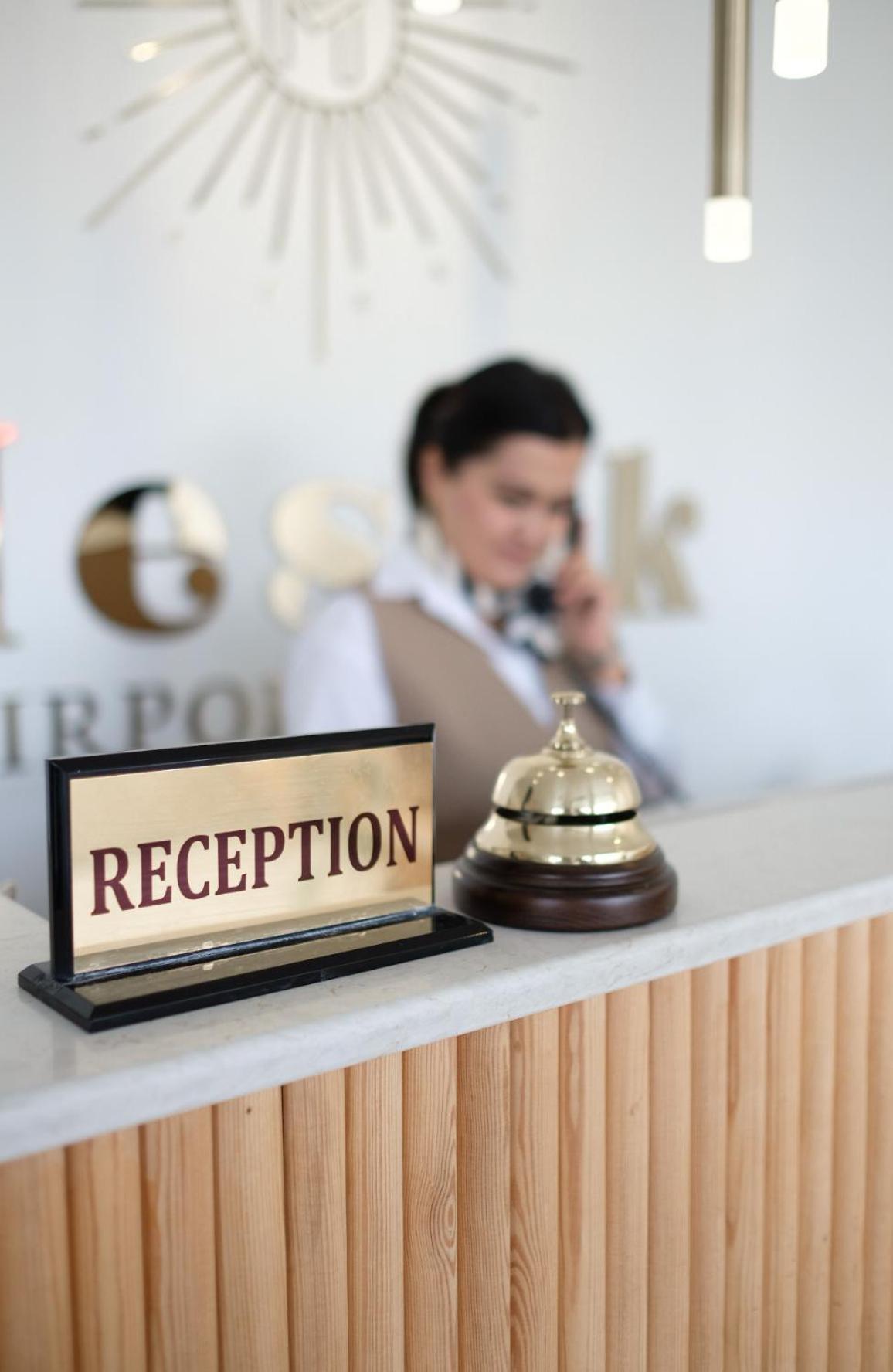 Meshk Airport Arnavutkoy